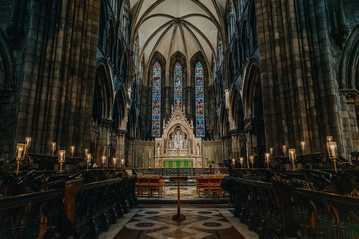 线上赌博APP下载页面背景 - 宏伟的国王加冕大厅